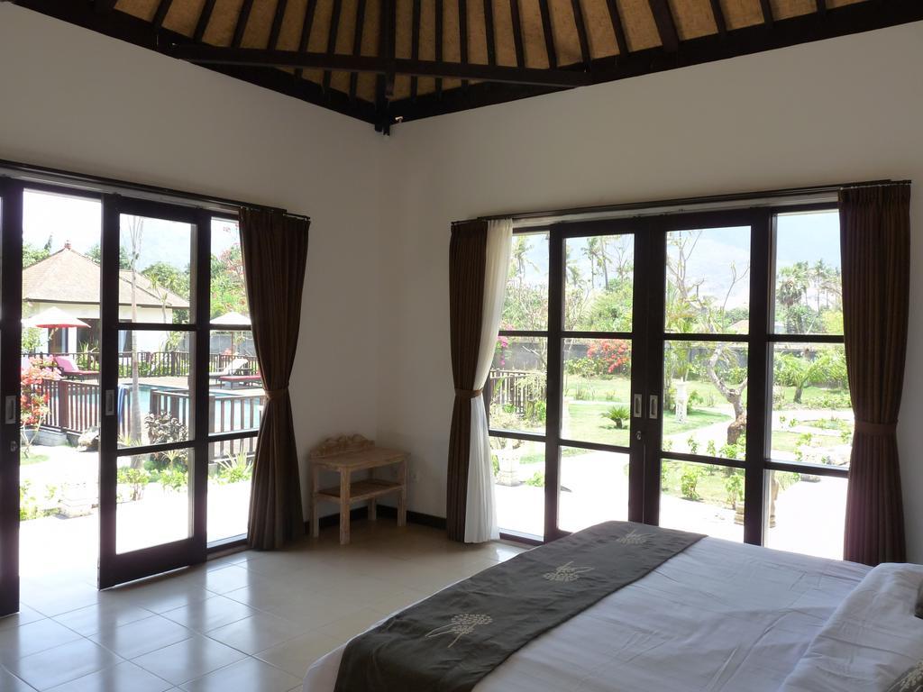 Taman Dewi Sri Villa Et Bungalow Pemuteran  Room photo