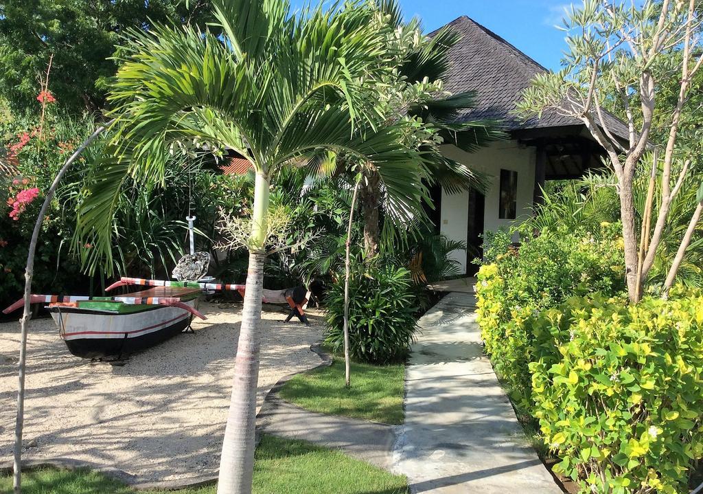 Taman Dewi Sri Villa Et Bungalow Pemuteran  Exterior photo