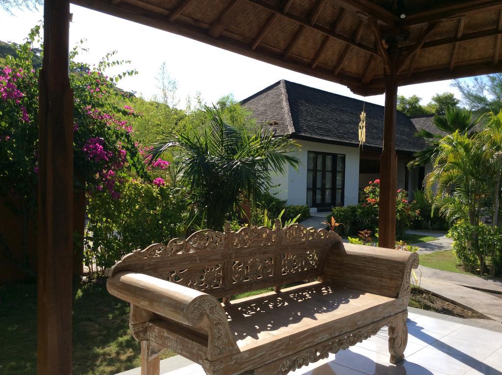 Taman Dewi Sri Villa Et Bungalow Pemuteran  Exterior photo